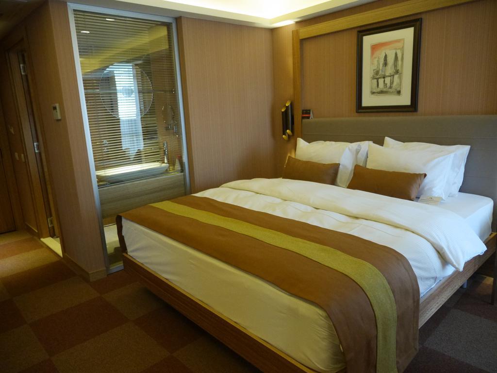 The Crater Hotel Tatvan Ruang foto